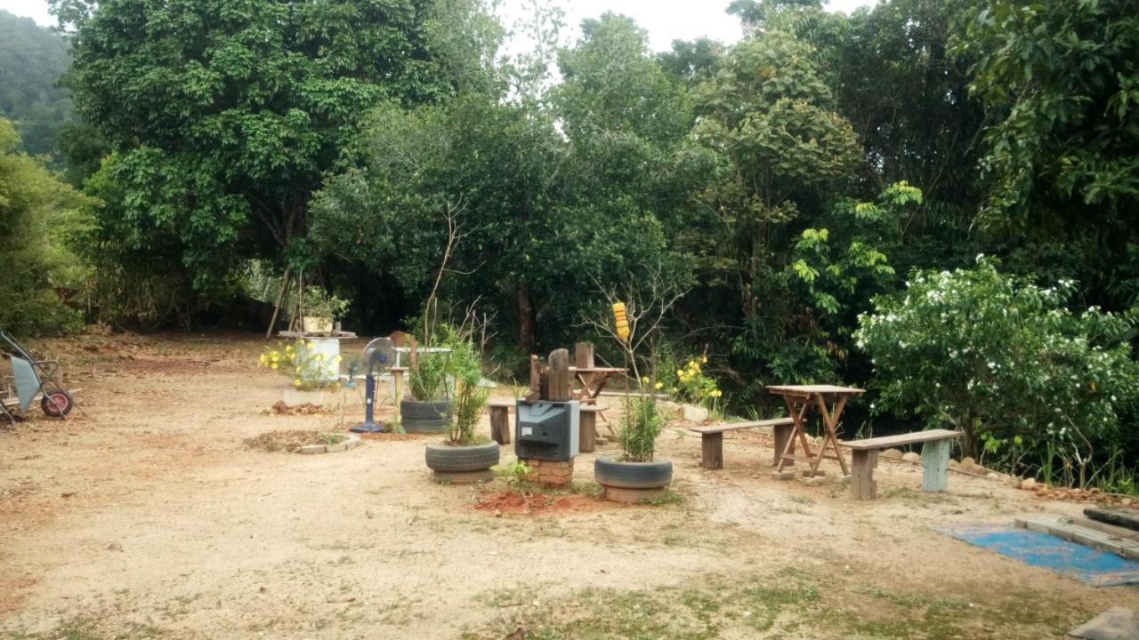 Fatehah Inn Kuala Tahan Buitenkant foto