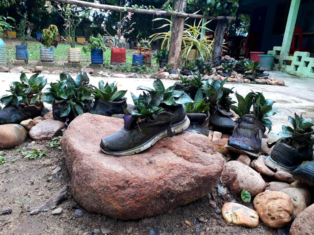 Fatehah Inn Kuala Tahan Buitenkant foto